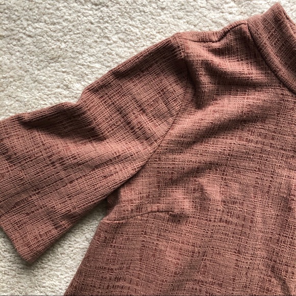 ANTHROPOLOGIE TIE BACK MOCK NECK TEXTURED BLOUSE - Picture 7 of 13